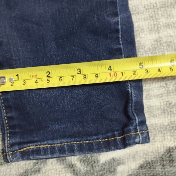 Levi’s 711 Women’s Skinny Jeans Size 27x32 - Picture 8 of 9